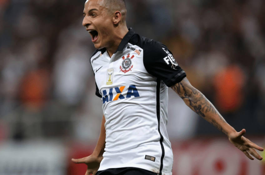 开云棋牌下载里程碑夜！塞维利亚主帅复盘，意甲关键时刻刷纪录，质疑声仍在，更衣室氛围转暖的简单介绍